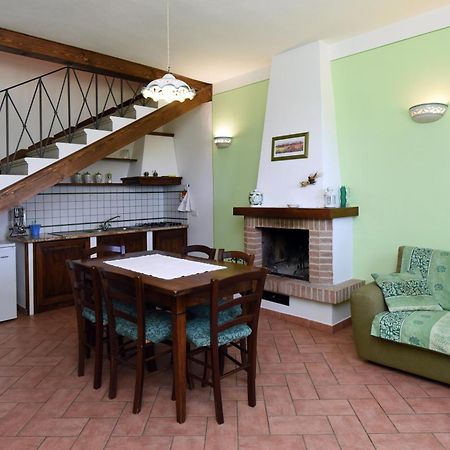 Agriturismo La Valle Del Sole กัสตีลีโยเน ดิ ออร์ชา ภายนอก รูปภาพ