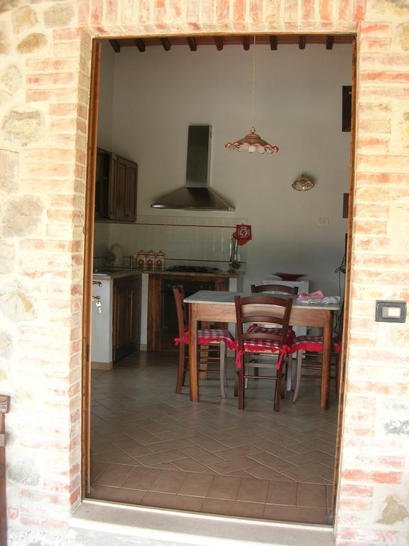 Agriturismo La Valle Del Sole กัสตีลีโยเน ดิ ออร์ชา ห้อง รูปภาพ