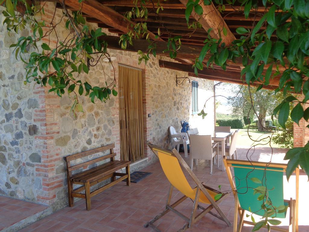 Agriturismo La Valle Del Sole กัสตีลีโยเน ดิ ออร์ชา ภายนอก รูปภาพ