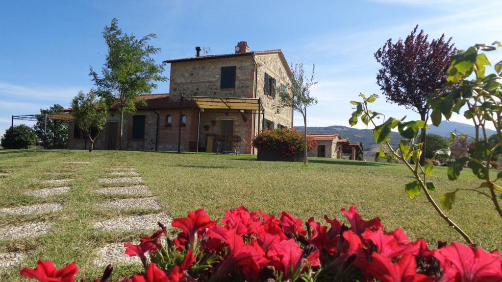 Agriturismo La Valle Del Sole กัสตีลีโยเน ดิ ออร์ชา ภายนอก รูปภาพ