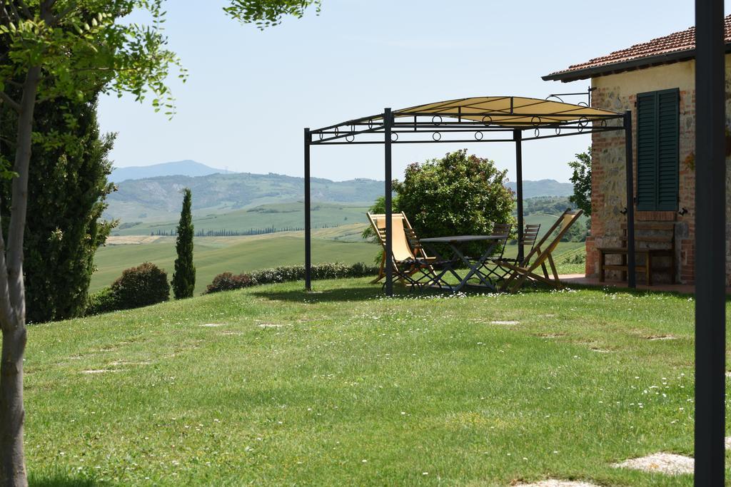 Agriturismo La Valle Del Sole กัสตีลีโยเน ดิ ออร์ชา ภายนอก รูปภาพ