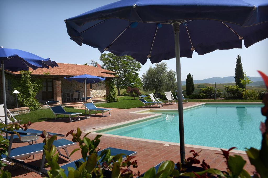 Agriturismo La Valle Del Sole กัสตีลีโยเน ดิ ออร์ชา ภายนอก รูปภาพ