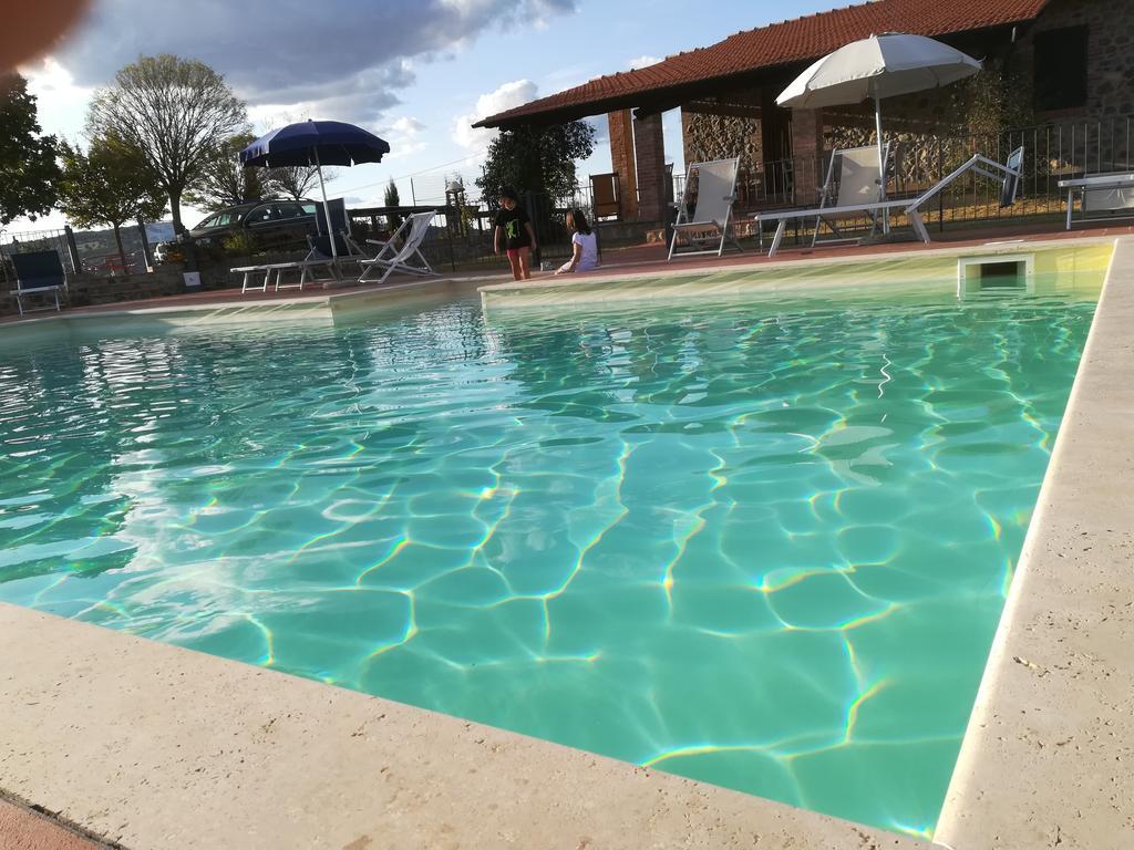 Agriturismo La Valle Del Sole กัสตีลีโยเน ดิ ออร์ชา ภายนอก รูปภาพ