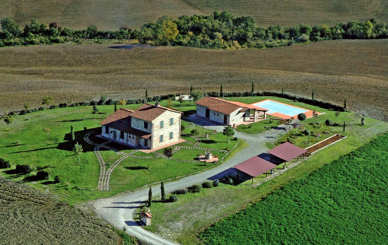 Agriturismo La Valle Del Sole กัสตีลีโยเน ดิ ออร์ชา ภายนอก รูปภาพ