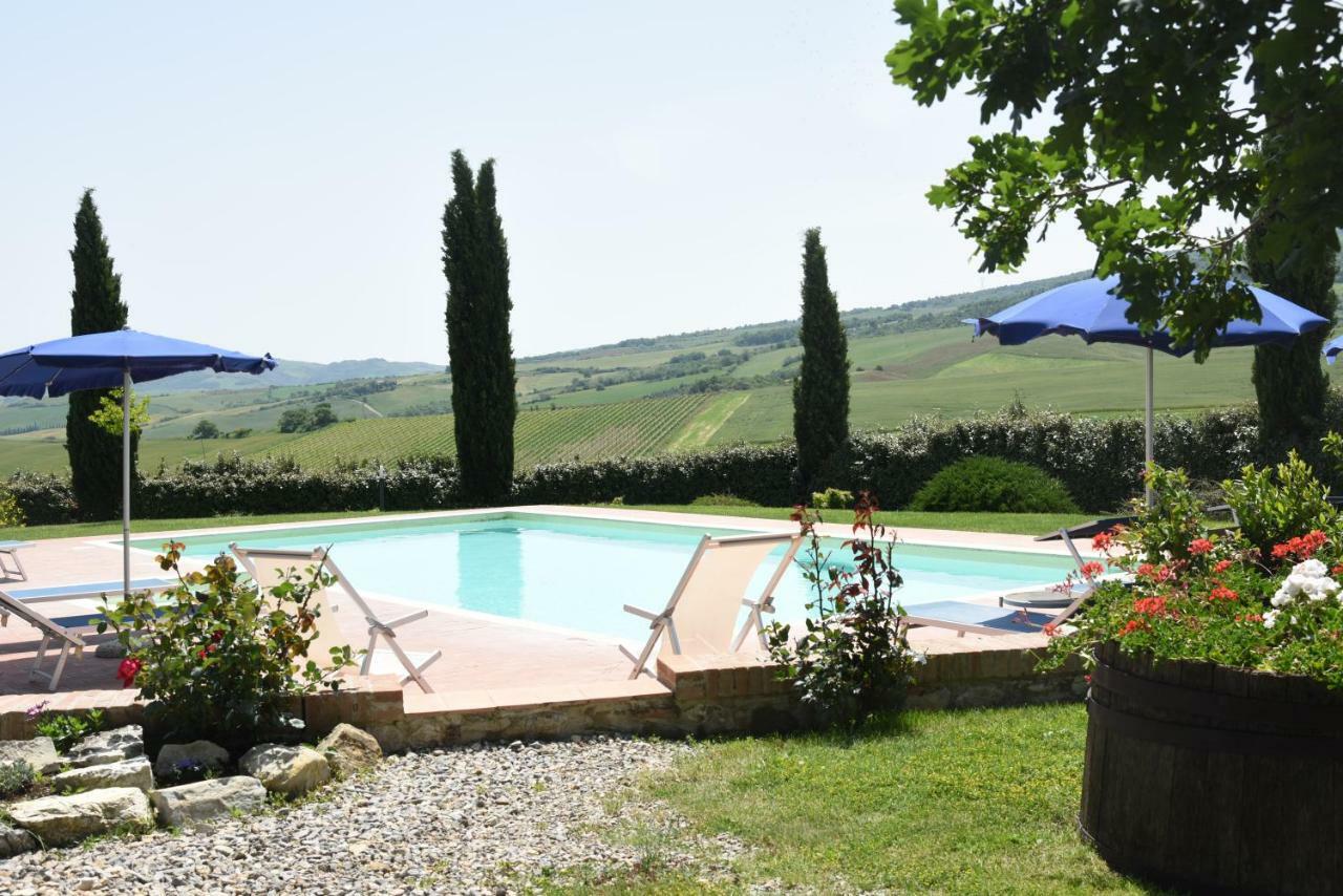 Agriturismo La Valle Del Sole กัสตีลีโยเน ดิ ออร์ชา ภายนอก รูปภาพ
